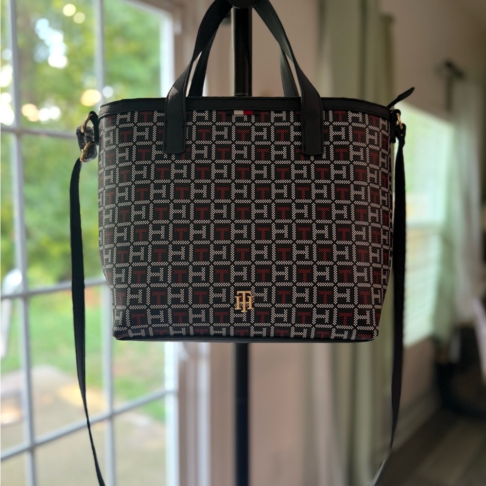 Tommy Hilfiger Blue And Red Geometric Tote